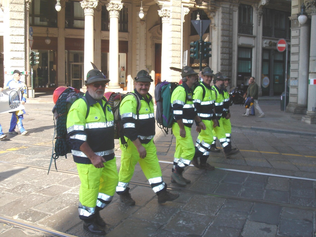 sq-alpinisti-chieri-20050FFBB752-FBE6-6D81-0D10-FCF7FD54D355.jpg